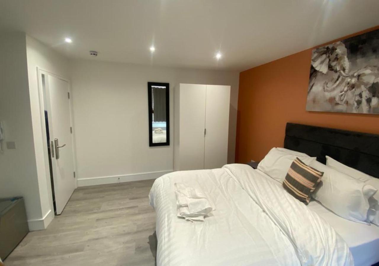 Ferienwohnung The Coppice Watford  Exterior foto